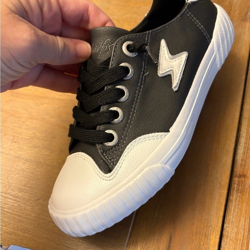 Kohl's Black and White Kids Sneakers